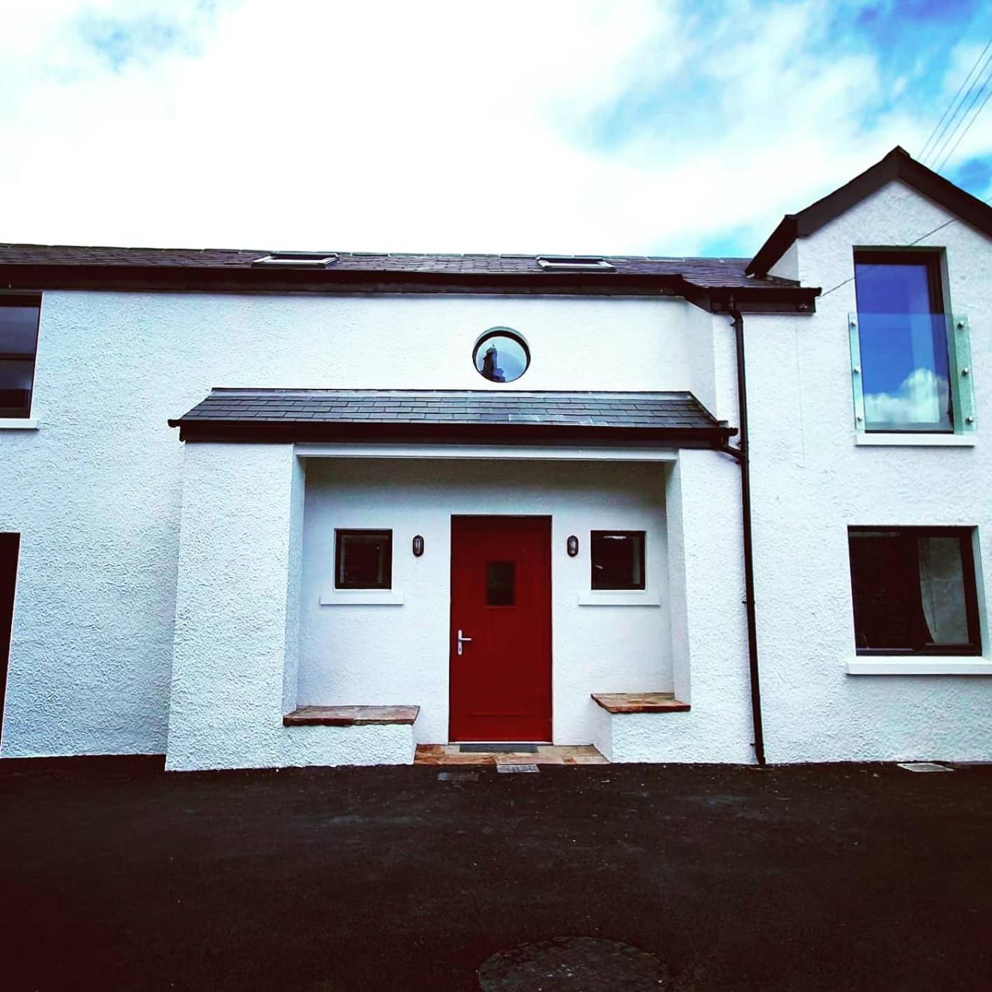 Bryansford Cottage Exterior photo